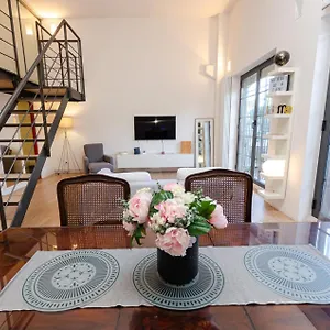 Vivimihome Loft Su Due Livelli Con Terrazzo Appartamento